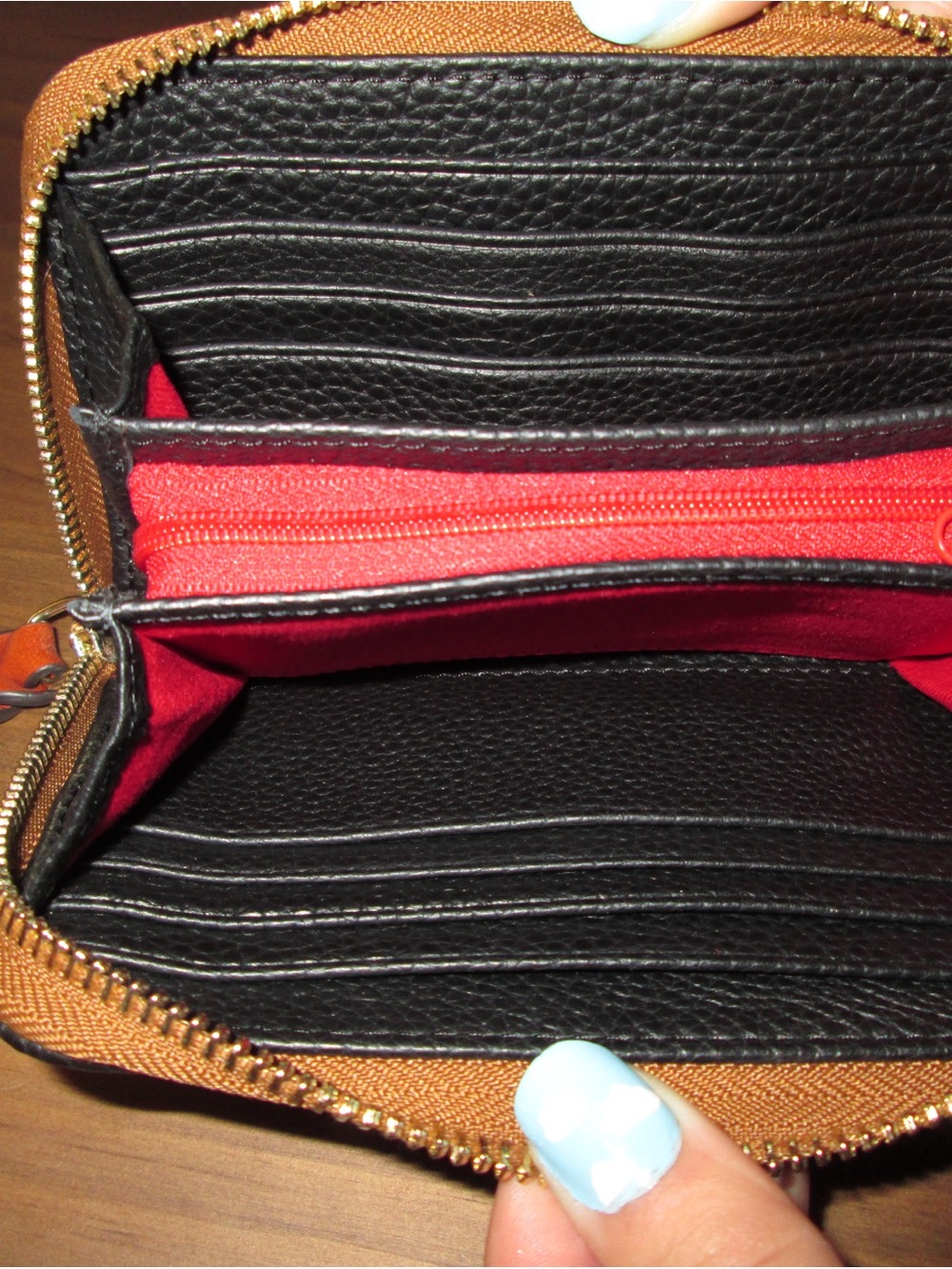 Dooney & Bourke Black Pebbled Leather Wallet with Gold tone Plaque - Picture 3 of 4